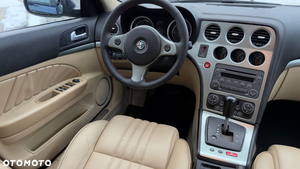 Alfa Romeo 159 2.4 JTDM 20V DPF Q-Tronic Turismo - 21