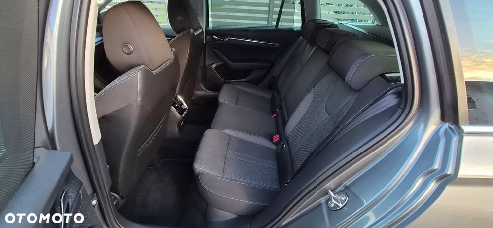 Skoda Octavia 1.5 TSI e-TEC DSG Exclusive - 21