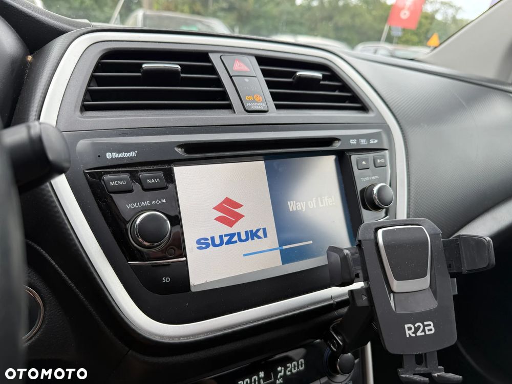 Suzuki SX4 S-Cross 1.6 DDiS 4x2 Comfort - 31