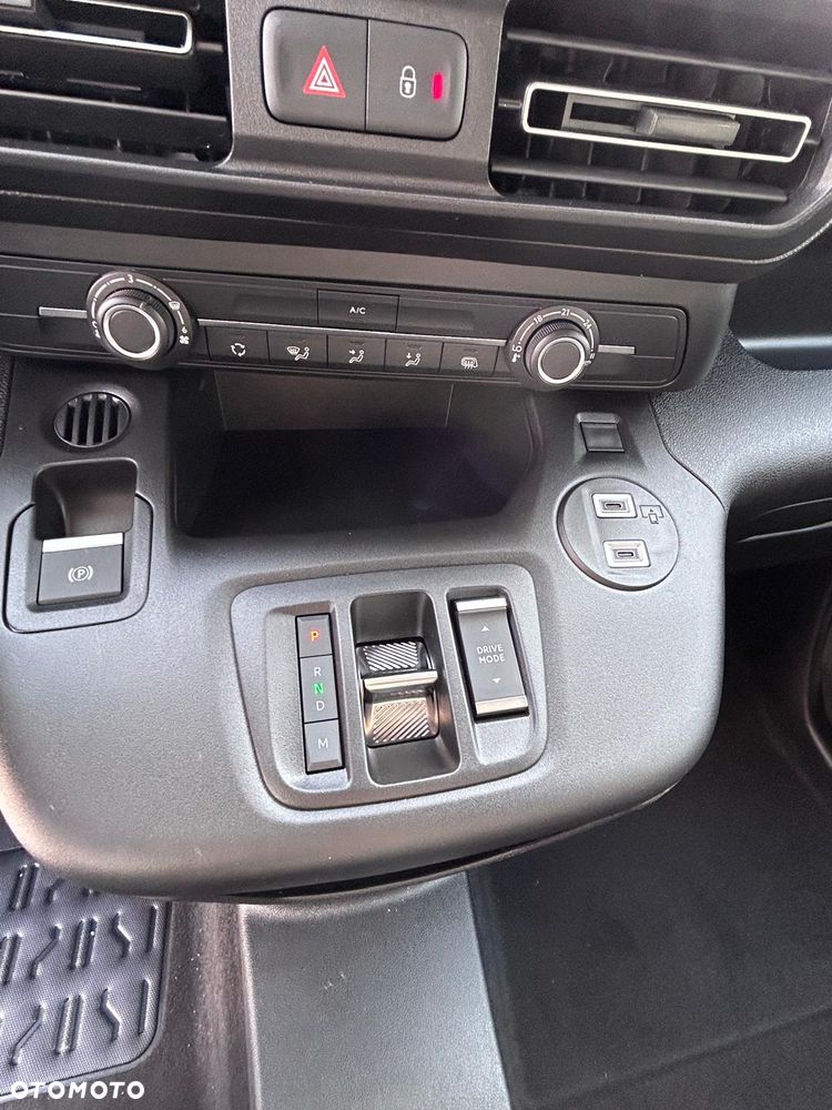 Opel Combo Cargo - 34