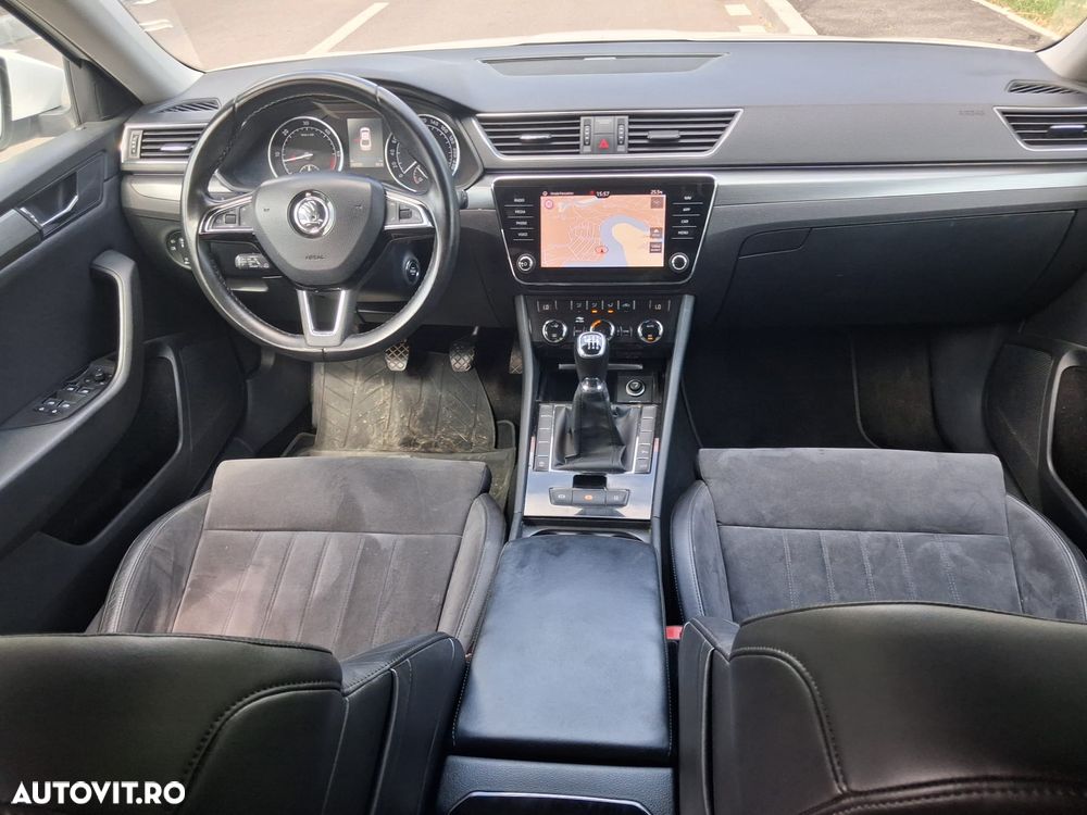 Skoda Superb 2.0 TDI Laurin & Klement - 2