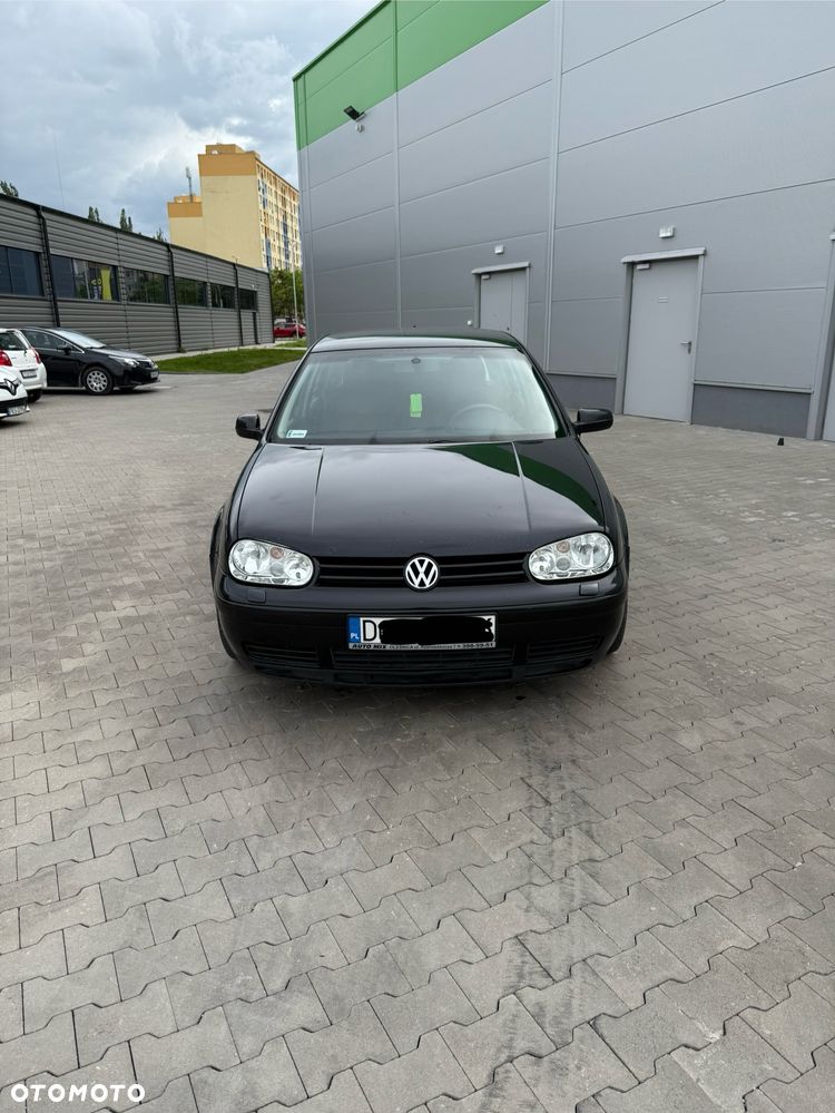 Volkswagen Golf 1.9 TDI Highline - 3