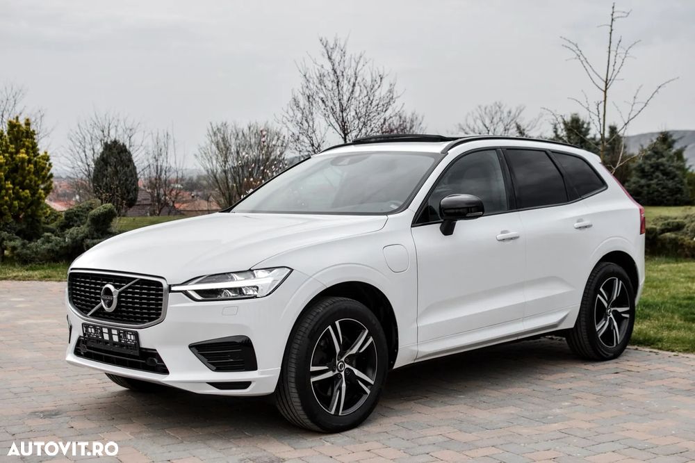 Volvo XC 60 T8 Twin Engine AWD Geartronic RDesign - 12