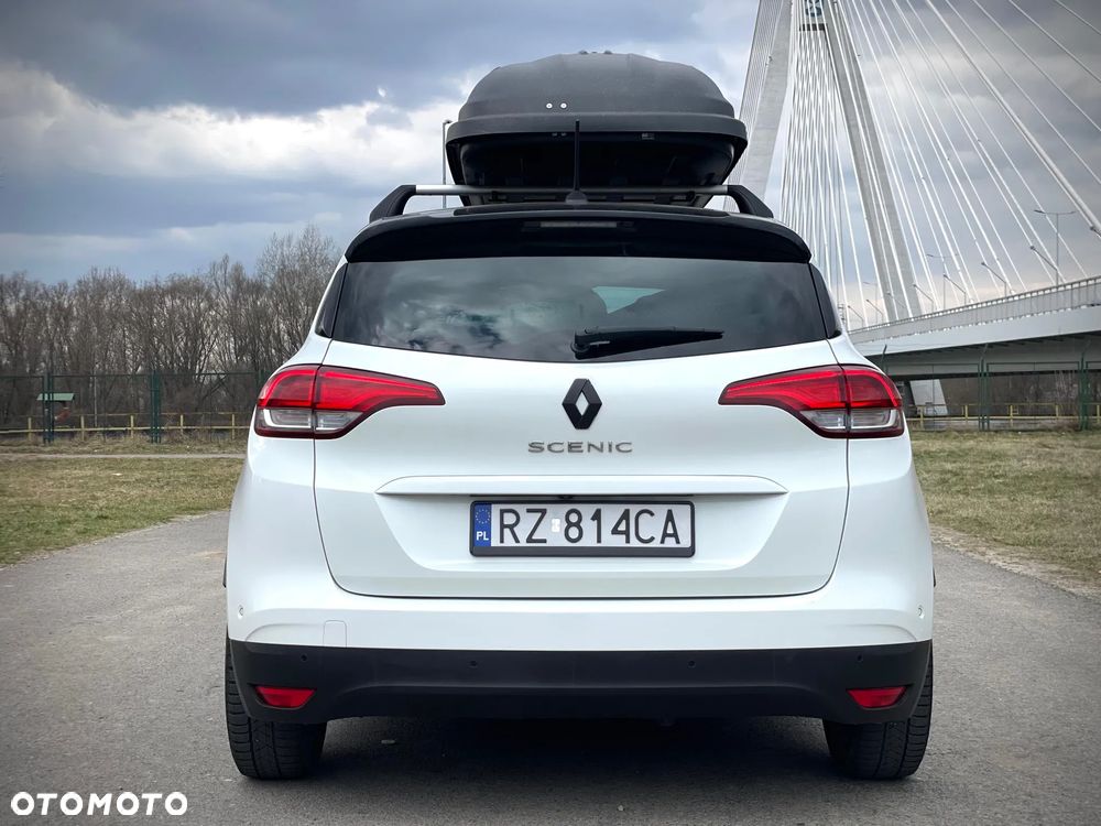 Renault Scenic 1.6 dCi Bose EDC - 9