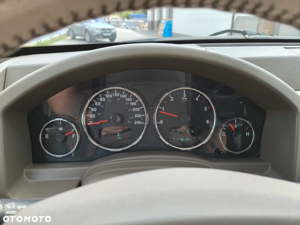 Jeep Cherokee 2.8 CRD Limited - 12
