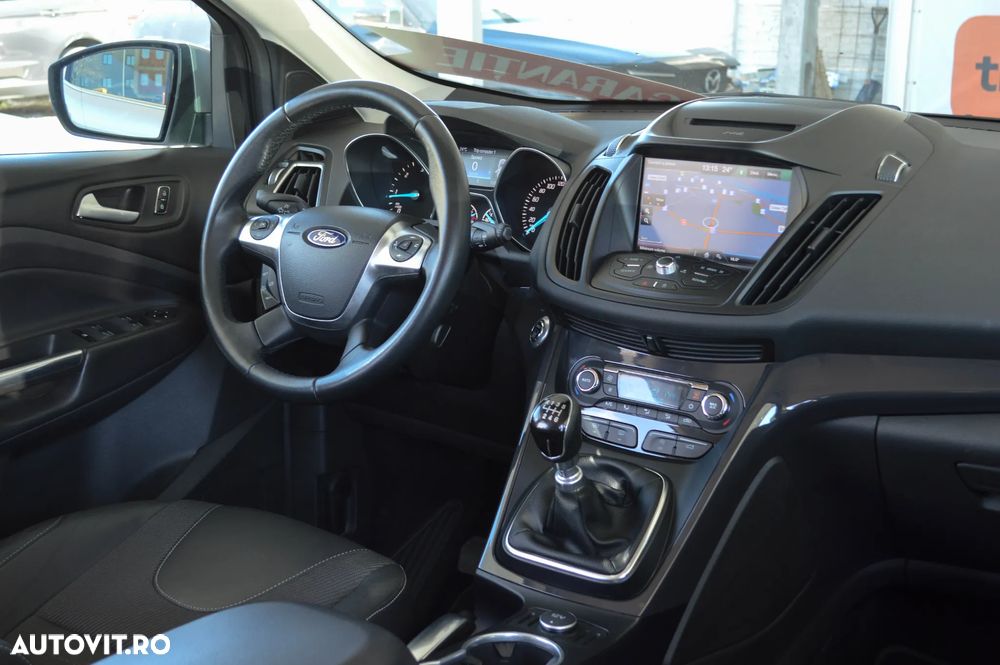 Ford Kuga 2.0 TDCi 2x4 Black & Silver - 4