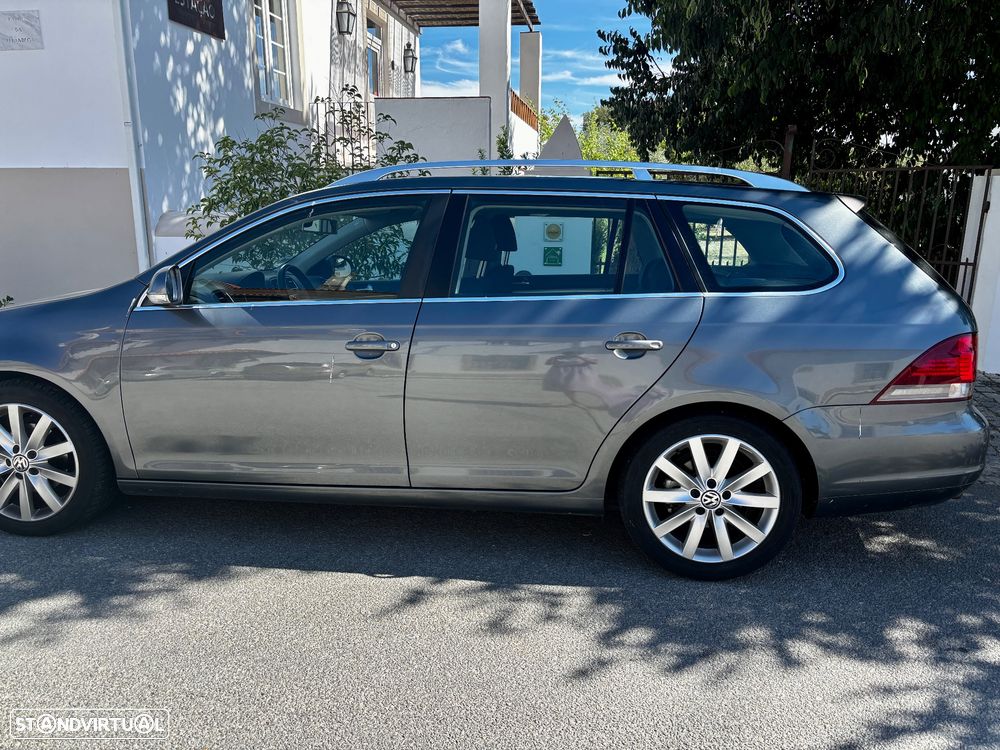 VW Golf Variant 1.6 TDi Highline DSG - 5