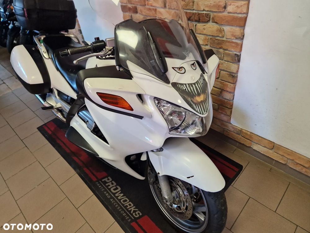 Honda ST - 2