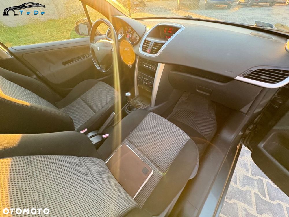 Peugeot 207 1.6 VTi Premium - 27