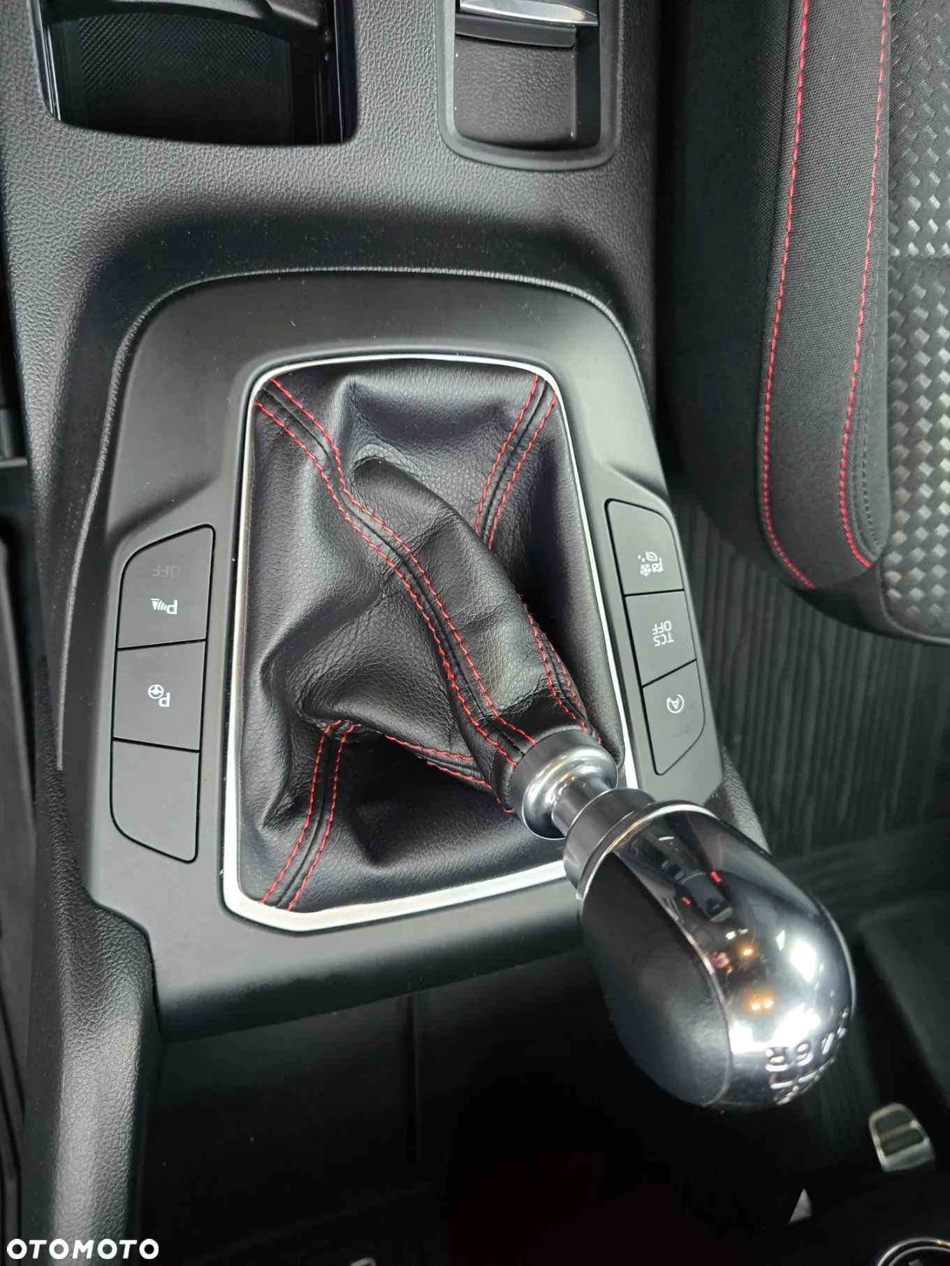Ford Focus 1.0 EcoBoost ST-Line - 17