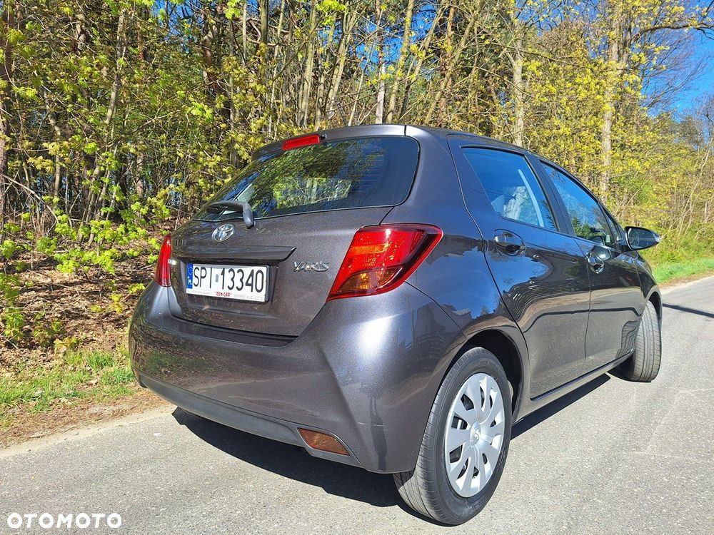 Toyota Yaris - 23