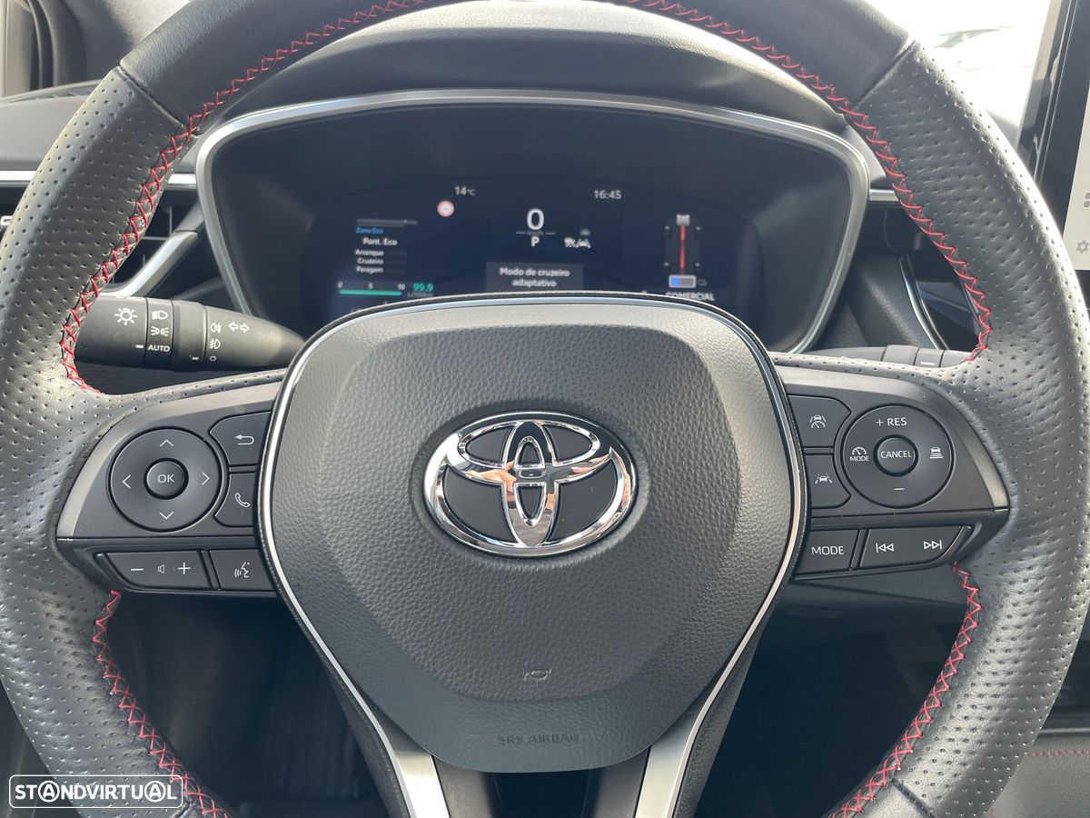 Toyota Corolla Touring Sports - 13