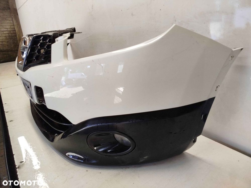 + ZDERZAK PRZÓD PRZEDNI NISSAN QASHQAI J10 LIFT FL 326G BIAŁY HALOGENY - 2