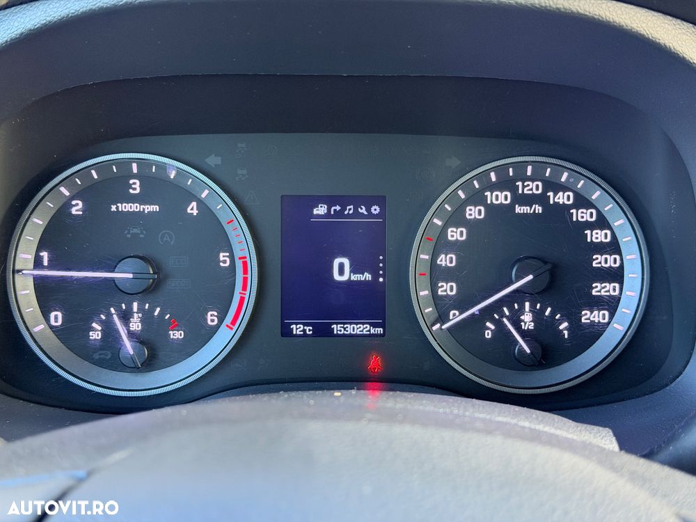 Hyundai Tucson blue 1.7 CRDi 2WD Passion Plus - 29