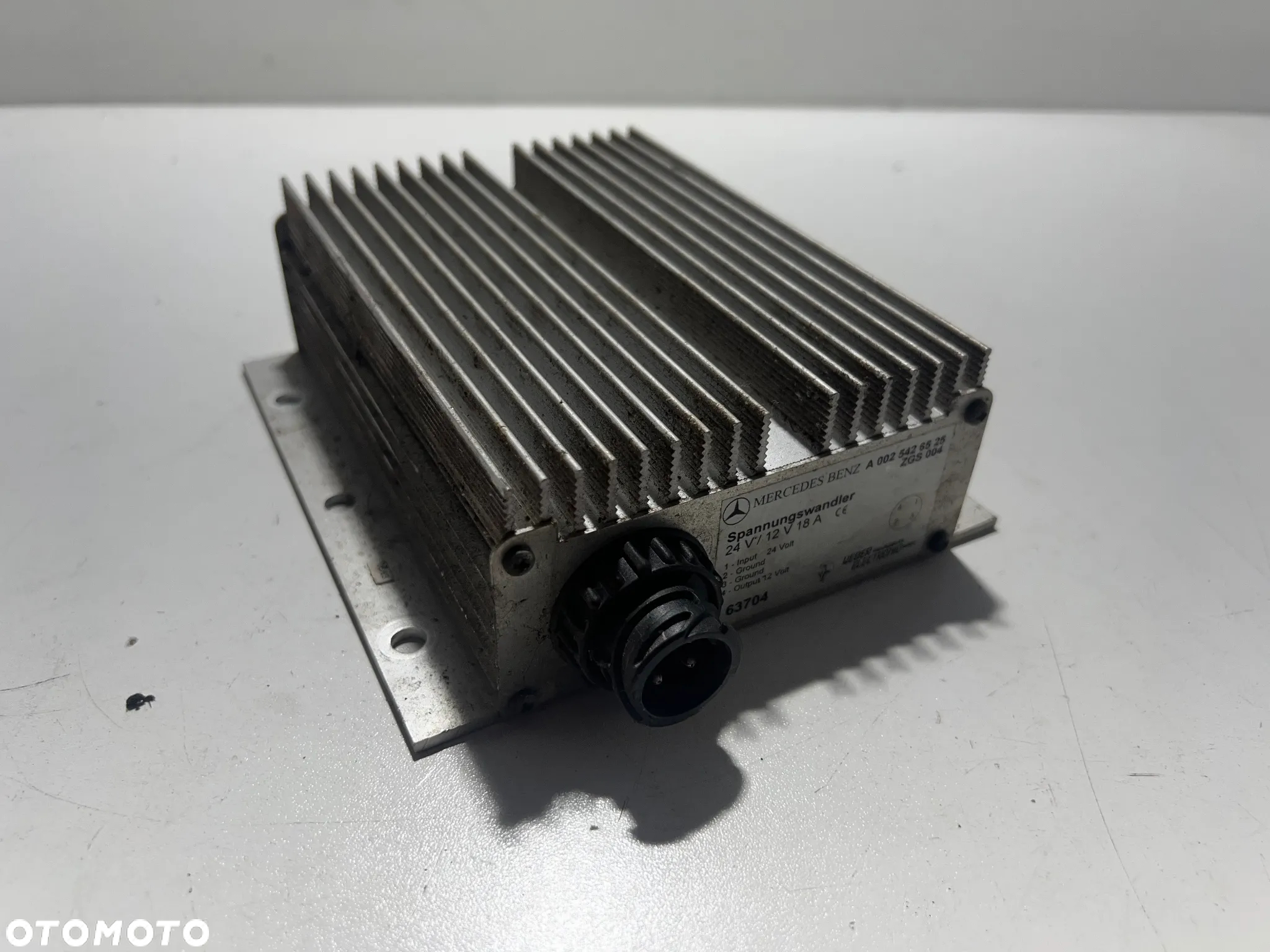 Przetwornica napięcia 24V 12V Mercedes Atego Axor - 2