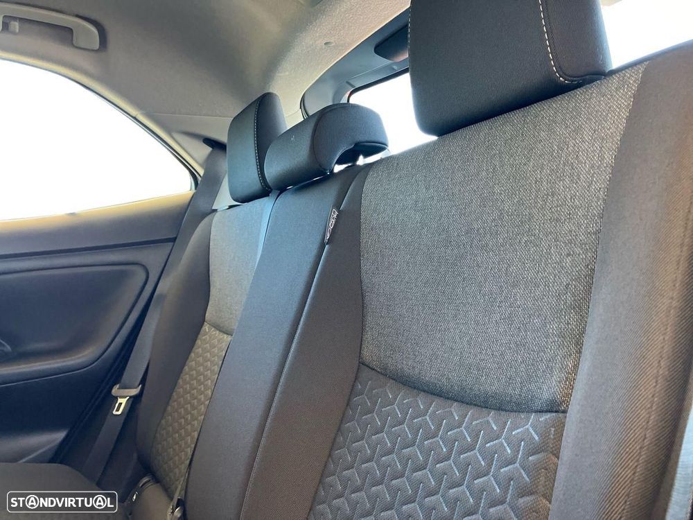 Toyota Yaris Cross — fotografia 9
