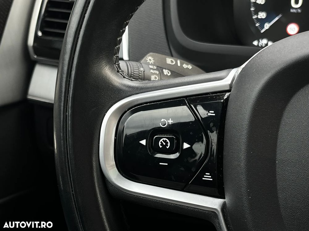 Volvo XC 90 - 16