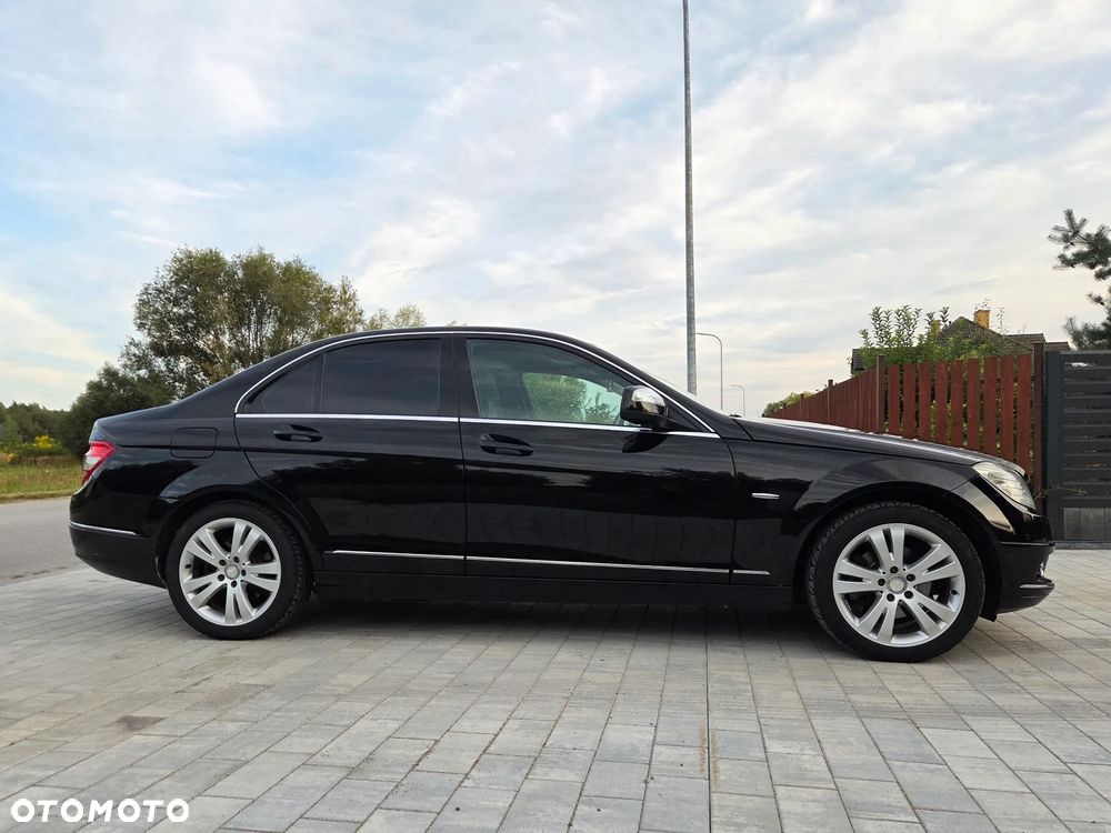 Mercedes-Benz Klasa C 220 CDI Elegance - 12