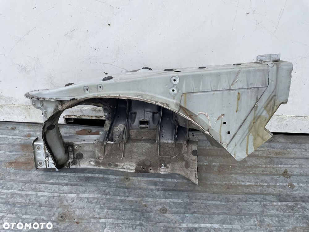 Podluznica cwiartka fartuch kielich lewy przod BMW F11 F10 354 srebrna ORG - 5