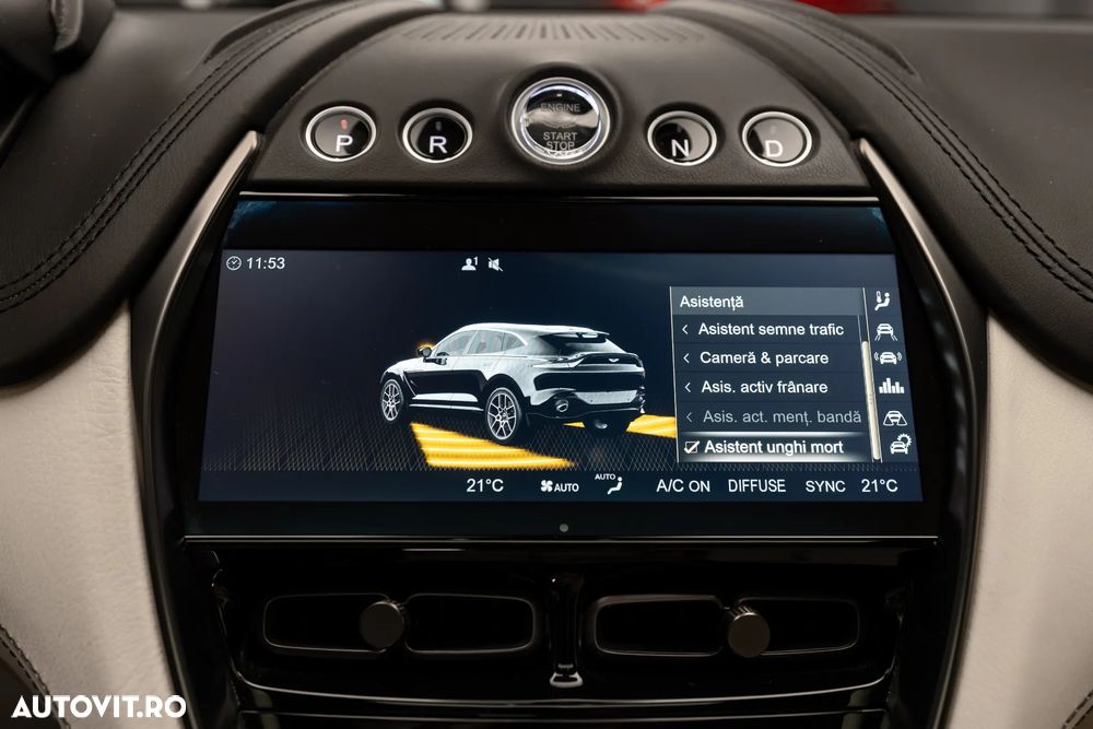 Aston Martin DBX - 23