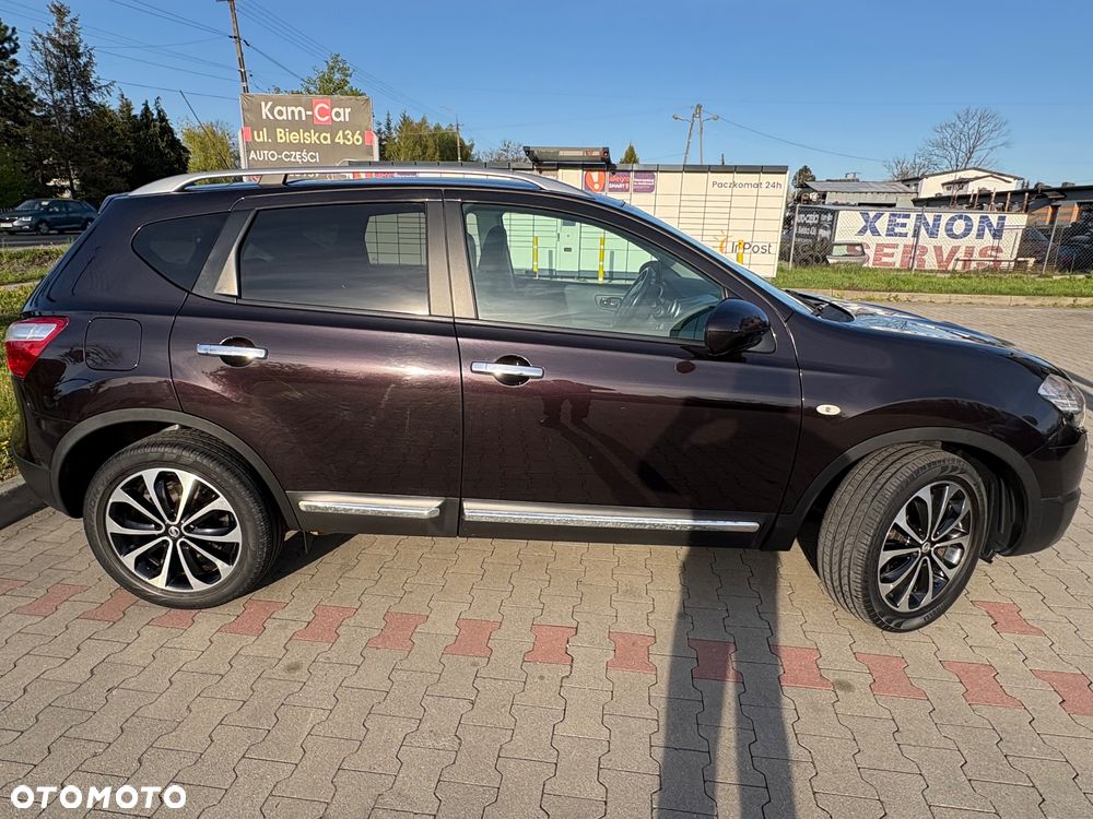 Nissan Qashqai ver-2-0-dci-4x4-tekna - 2