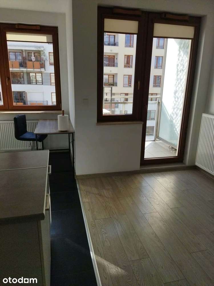 Mieszkanie 2-pokojowe z balkonem w Woli