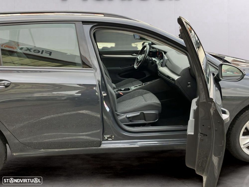 VW Golf 2.0 TDI Confortline DSG - 10