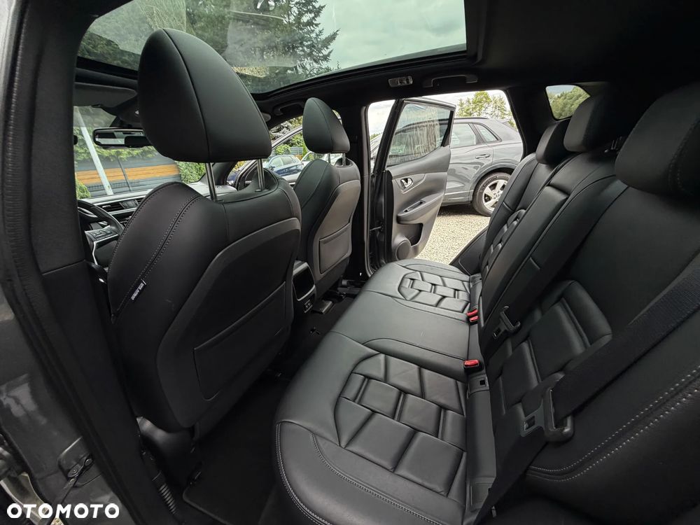 Nissan Qashqai 1.3 DIG-T DCT TEKNA+ - 19
