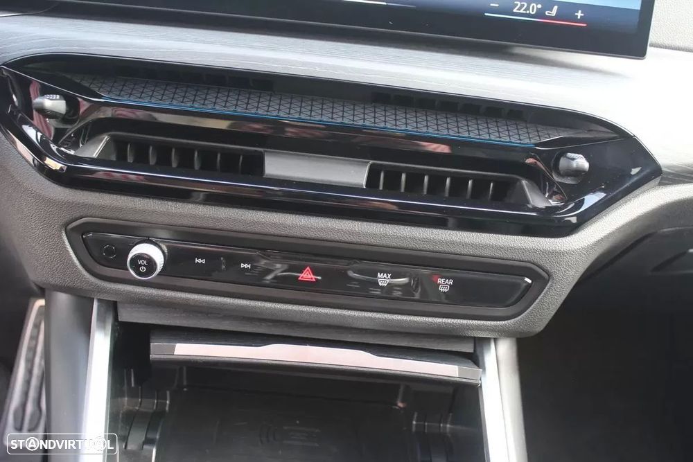 BMW 330 e Touring Aut. M Sport - 20