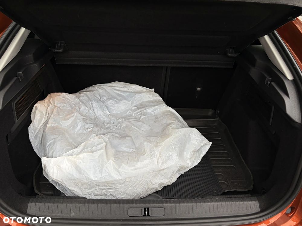 Citroën C4 PureTech 130 Stop&Start EAT8 PLUS - 36