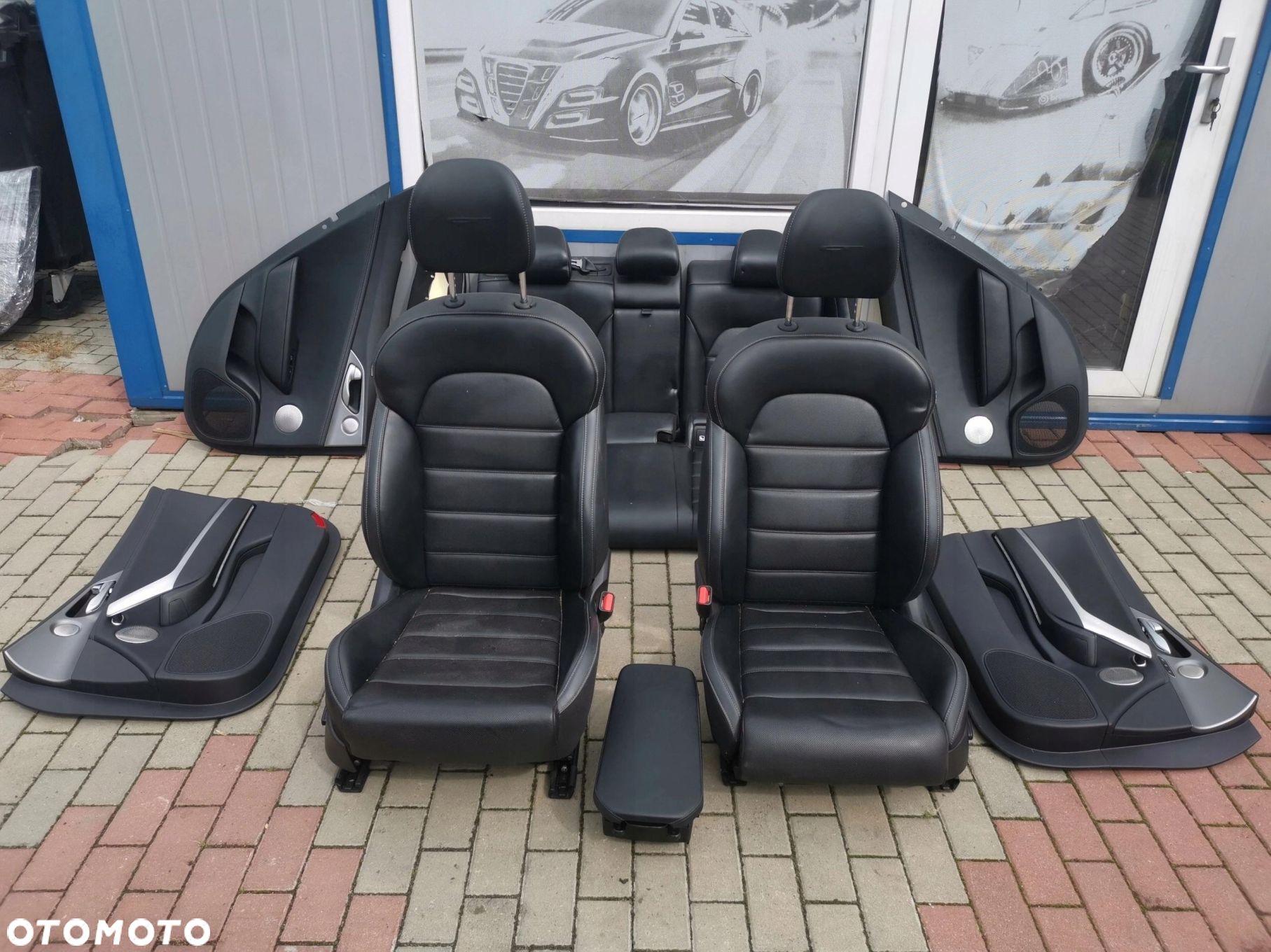 KIA STINGER GT FOTELE BOCZKI KANAPA KOMPLET - 1