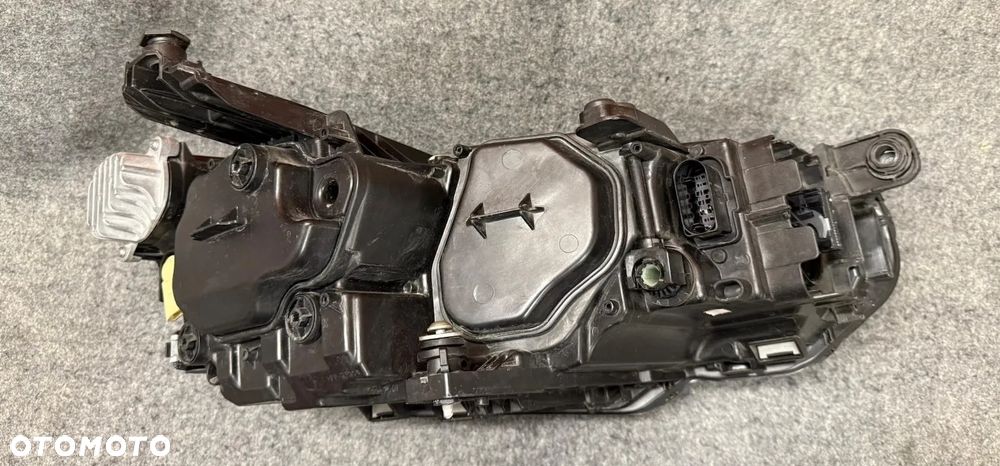 VW Passat B8 lift 2019-  Lampa przód przednia lewa FULL LED 3G1941081P IQ.LIGHT 3G1.941.081 P - 6