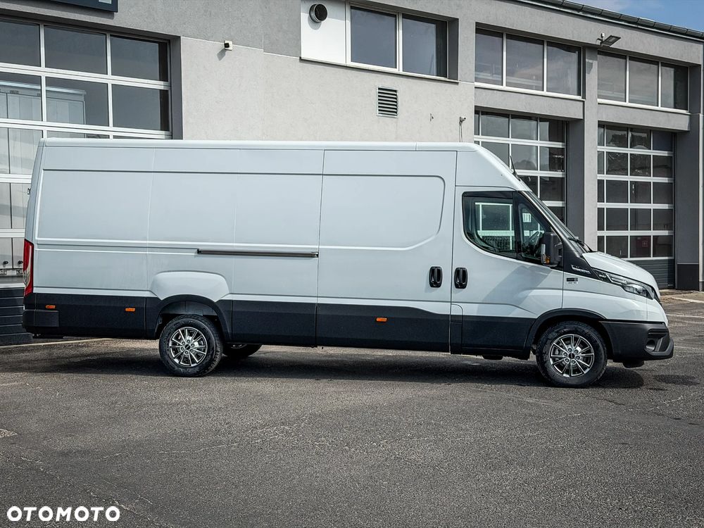 Iveco Daily 3.0 3.5 tony MAXI L4H2 Nowy MY24 - 9