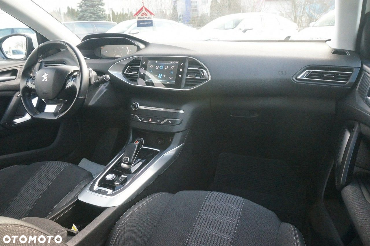 Peugeot 308 1.5 BlueHDi Allure Pack S&S EAT8 - 18