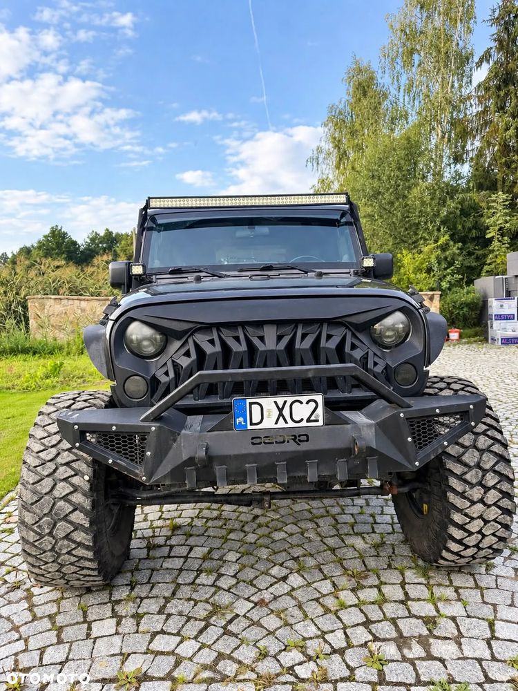Jeep Wrangler - 5