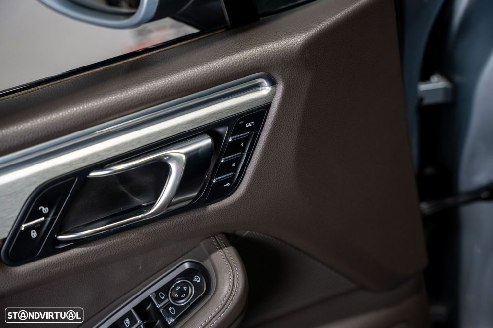 Porsche Macan S - 27