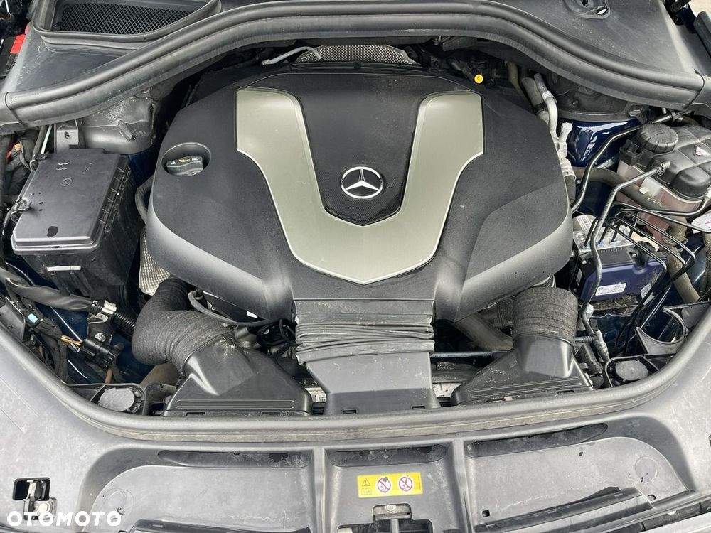 Mercedes-Benz GLS 350 d 4Matic 9G-TRONIC AMG Line - 17