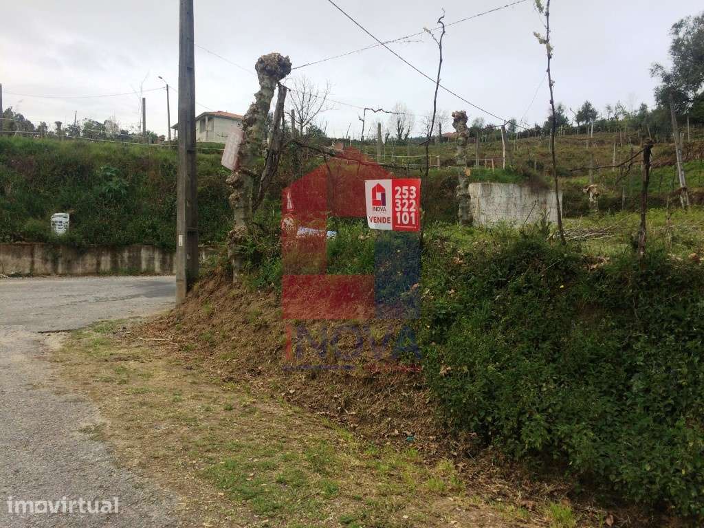 Terreno agrícola em Dossãos, Vila Verde - Grande imagem: 2/7