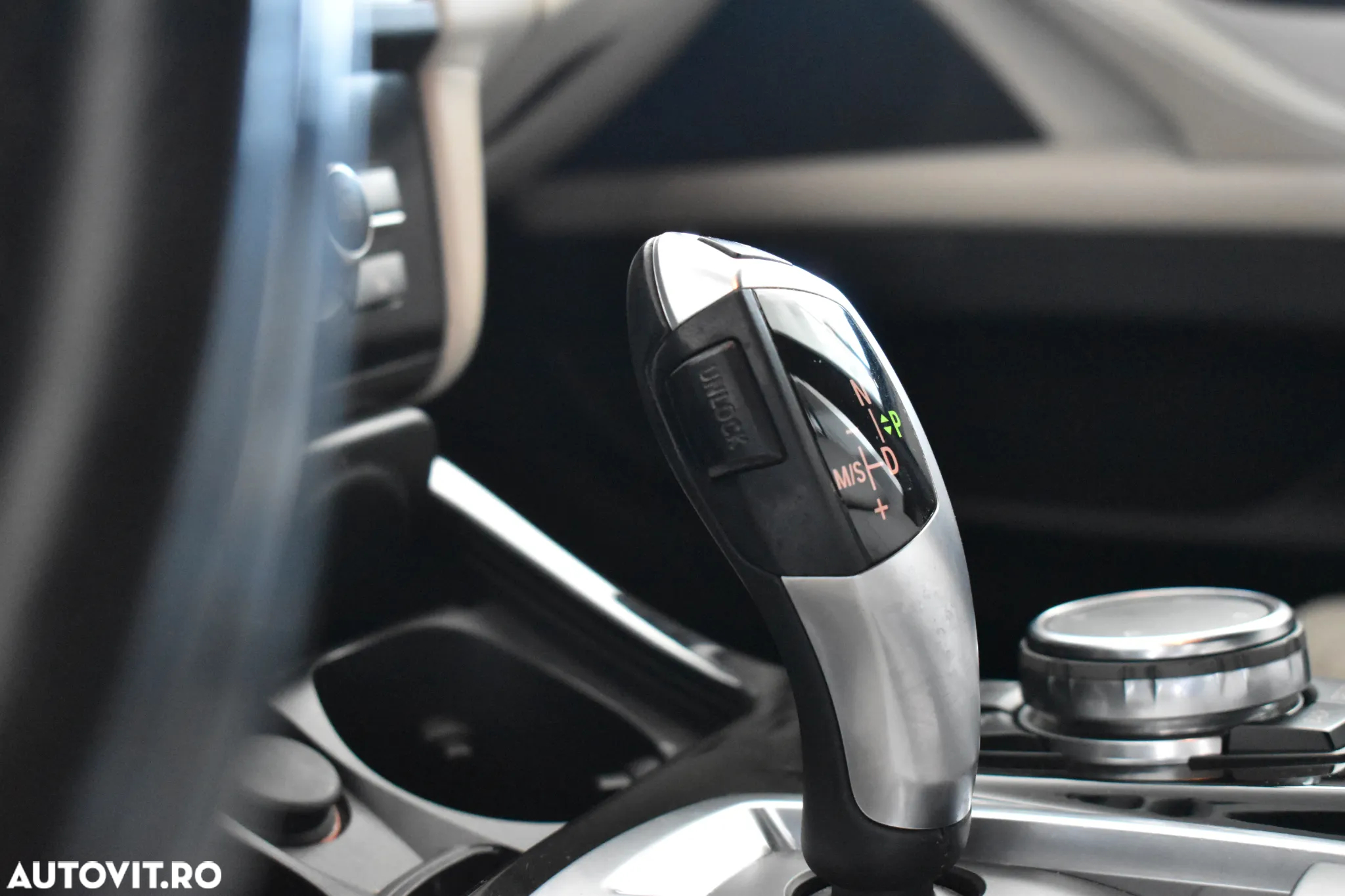 BMW Seria 5 530d xDrive Aut. - 12