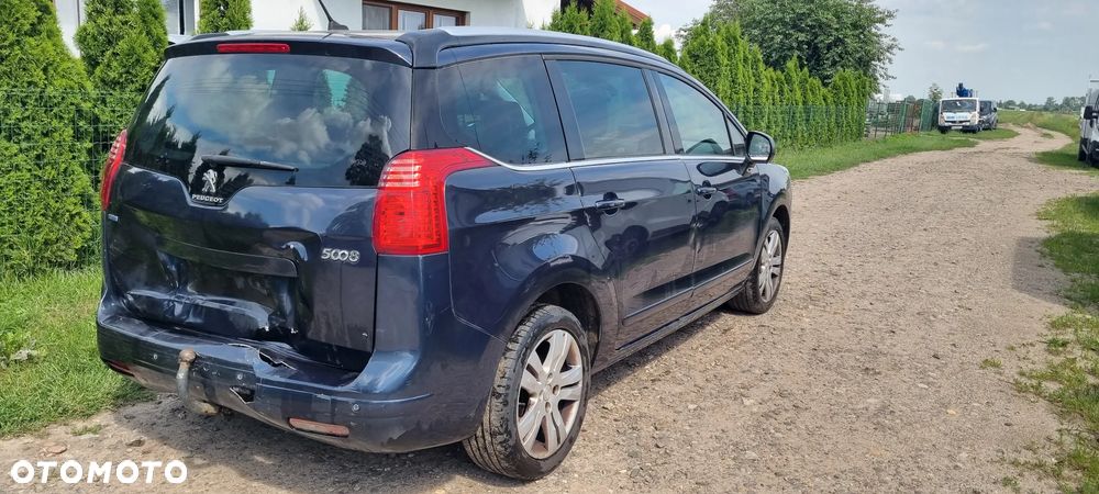 Peugeot 5008 BlueHDI 120 EAT6 Stop & Start Business Line - 4