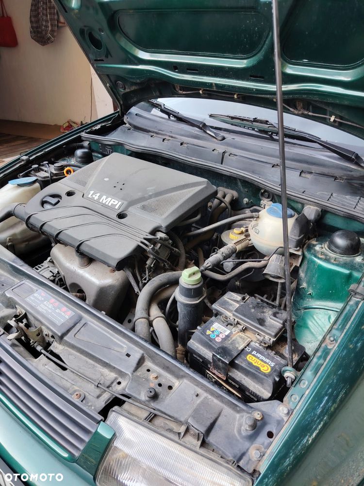 Volkswagen Polo - 12