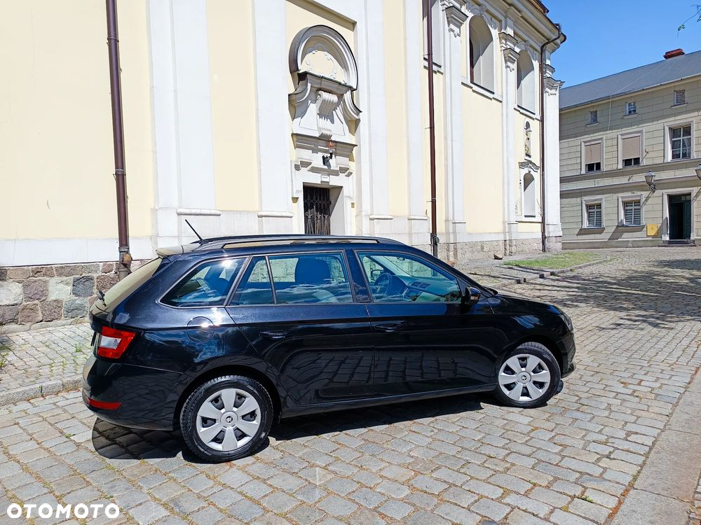 Skoda Fabia 1.0 TSI Ambition Plus - 27