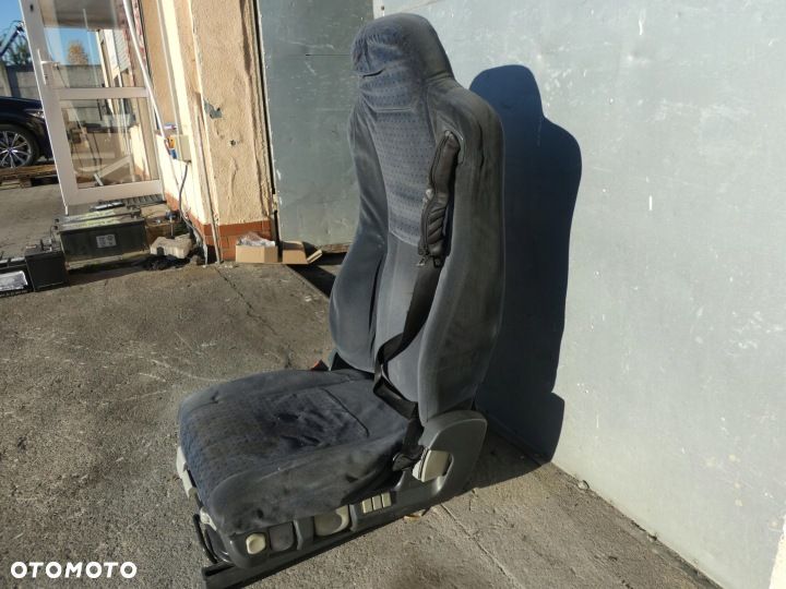 FOTEL PNEUMATYCZNY KIEROWCY LEWY ISRI MAN TGL 18.240 2005- - 2