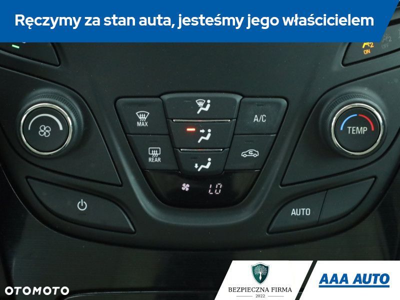 Opel Insignia - 17