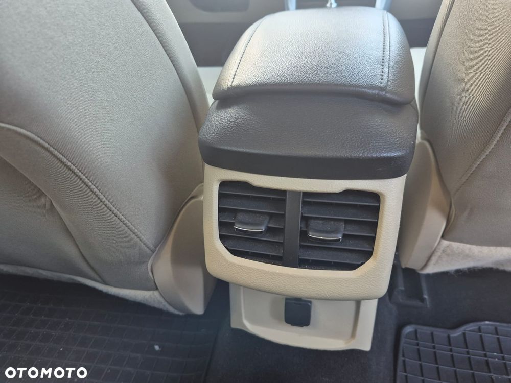 Ford Mondeo 1.5 EcoBoost Gold X (Trend) - 16