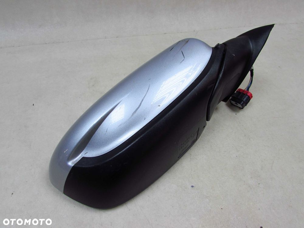 KIA CEE'D CEED II LIFT 15-18 LUSTERKO PRAWE EUROPA 023790 USZKODZONE 5 PIN - 4