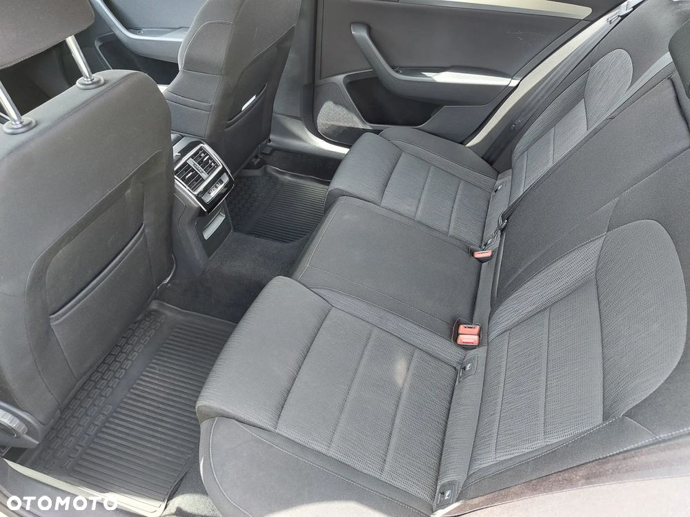 Skoda Superb 2.0 TDI 4x4 Ambition - 8