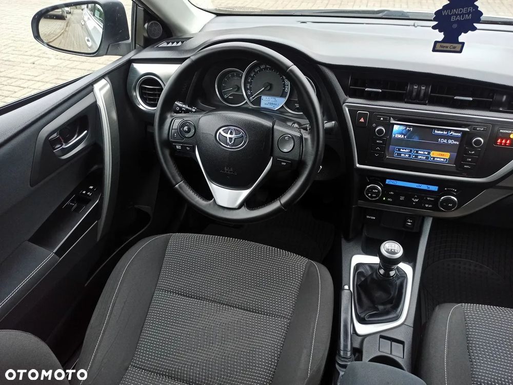 Toyota Auris 1.4 D-4D Business Edition - 13