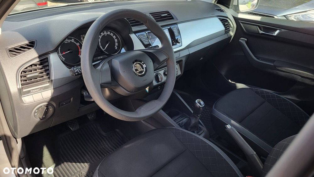 Skoda Fabia 1.0 TSI Ambition - 10