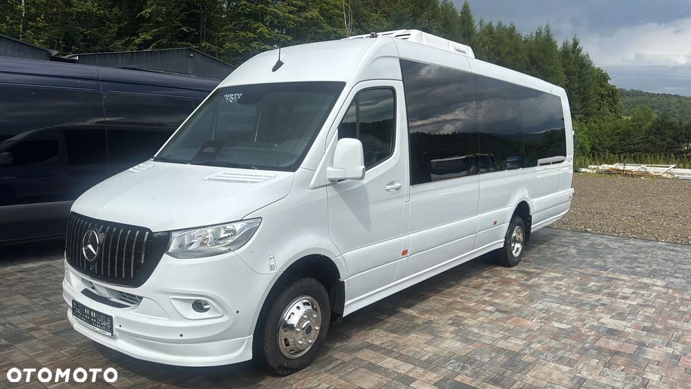 Mercedes-Benz Sprinter 519